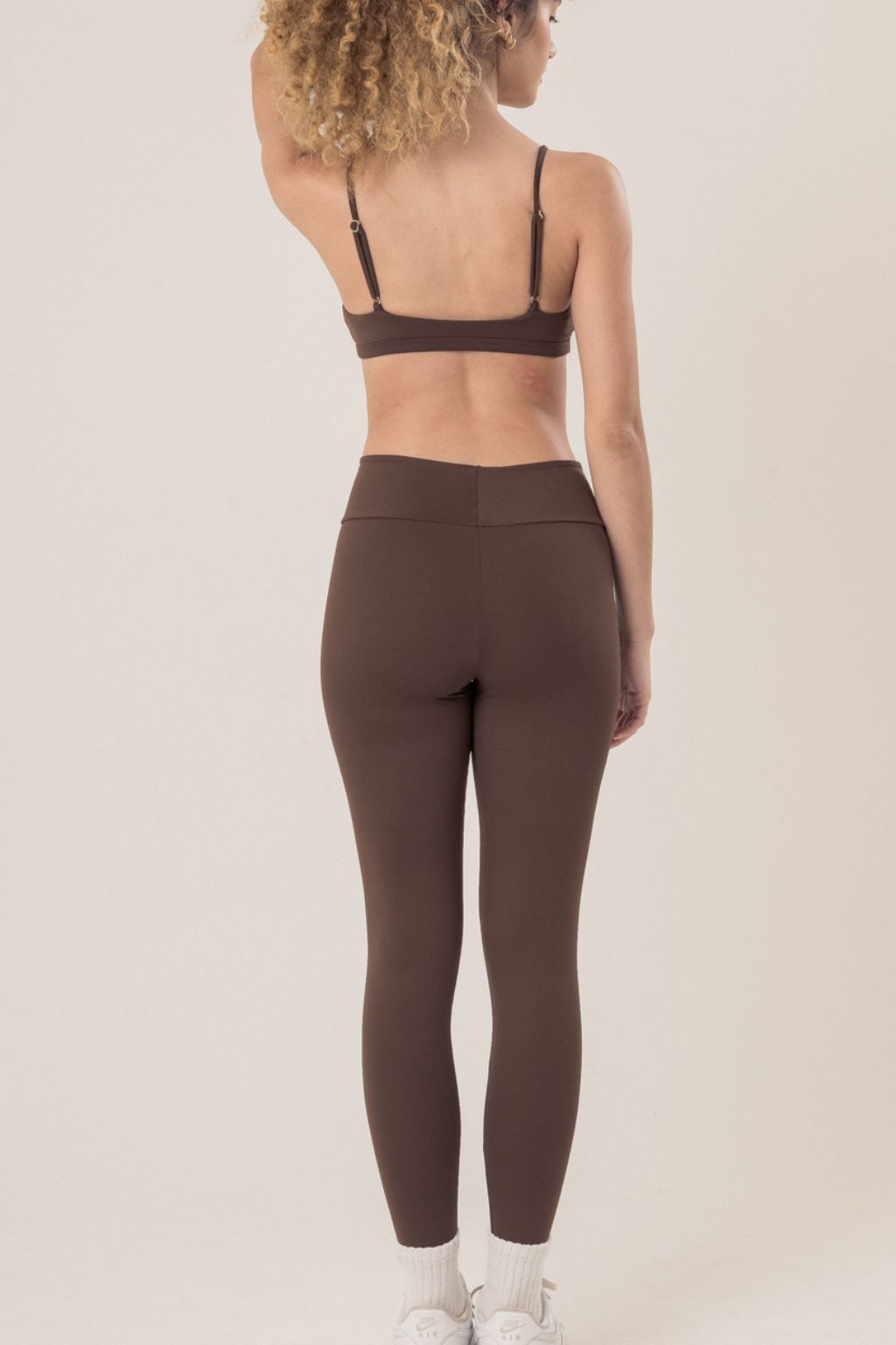 Conjunto Top Faixa + Calça Legging Marrom Café